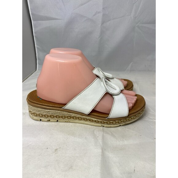 Baretraps Posture+ Bliss Wedge Slip-on Sandals White Women's 8M - Picture 2 of 8